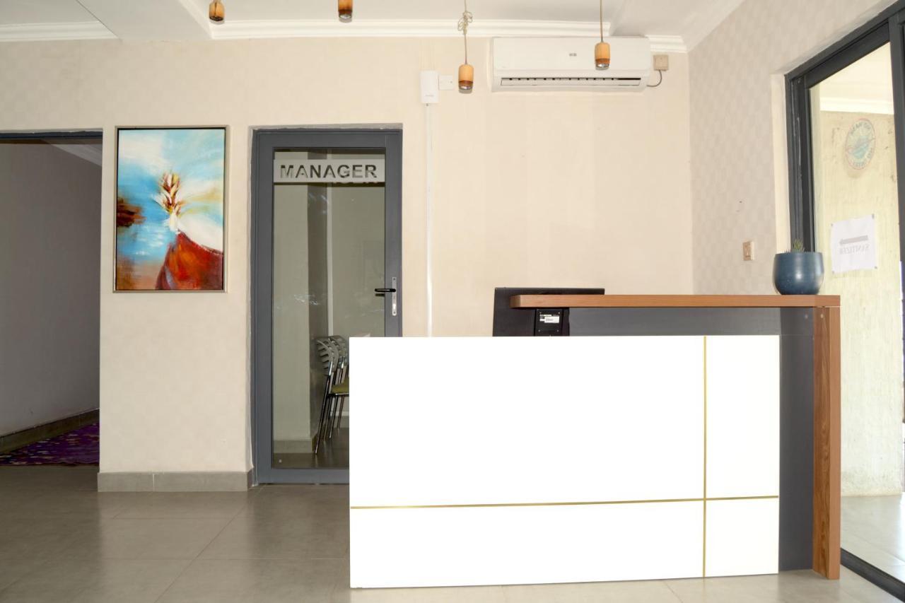 Phudzi Hotel Letlhakane Экстерьер фото